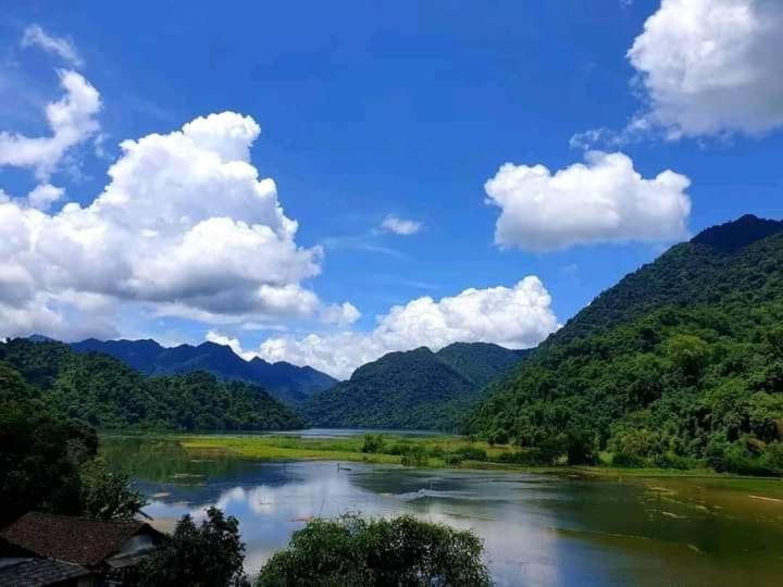 Tran Xuan Homestay Ba Be Village Bagian luar foto