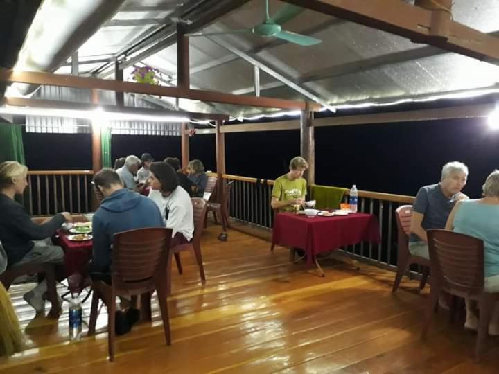Tran Xuan Homestay Ba Be Village Bagian luar foto