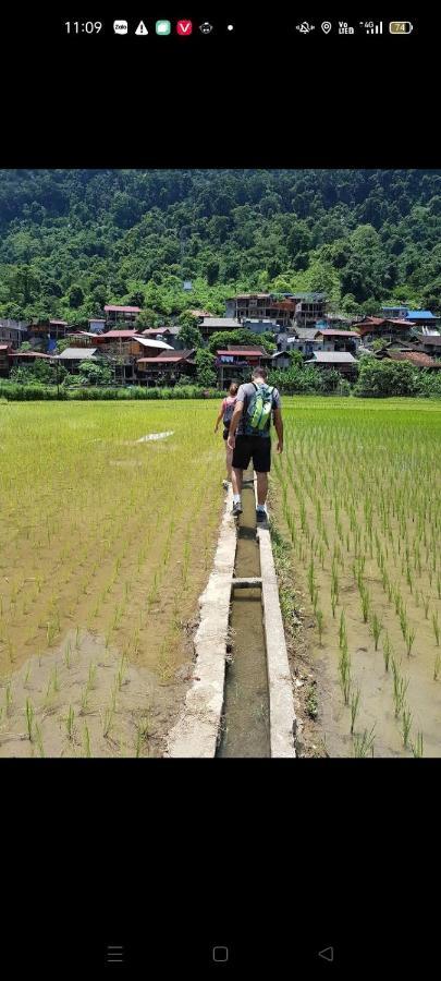 Tran Xuan Homestay Ba Be Village Bagian luar foto