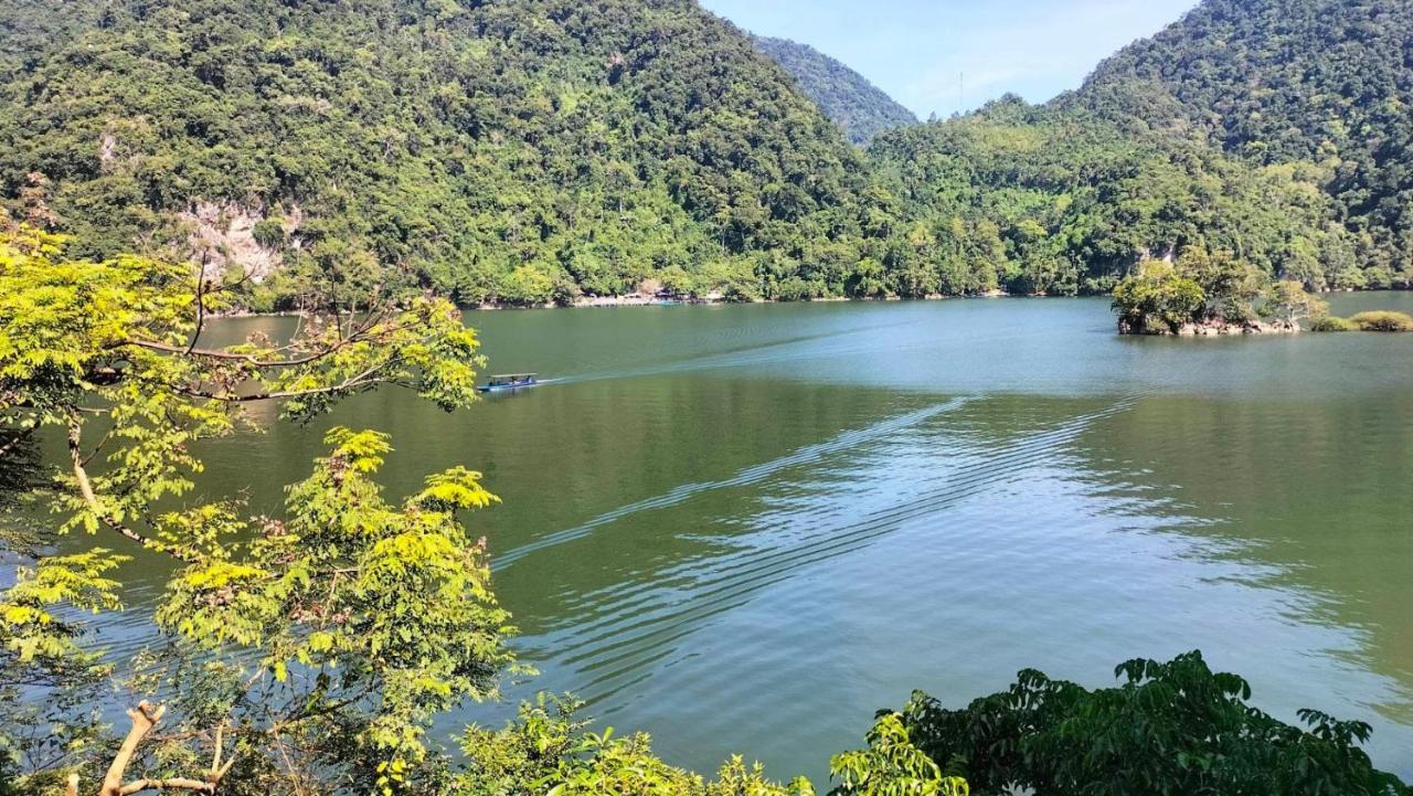 Tran Xuan Homestay Ba Be Village Bagian luar foto